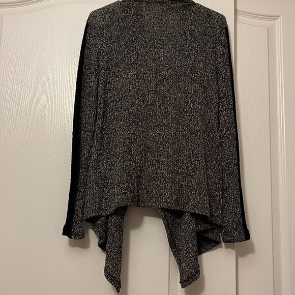 Black and White Cardigan - Picture 6 of 7